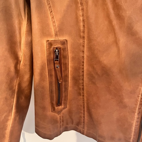 Faux brown leather women’s zip jacket - Picture 5 of 6